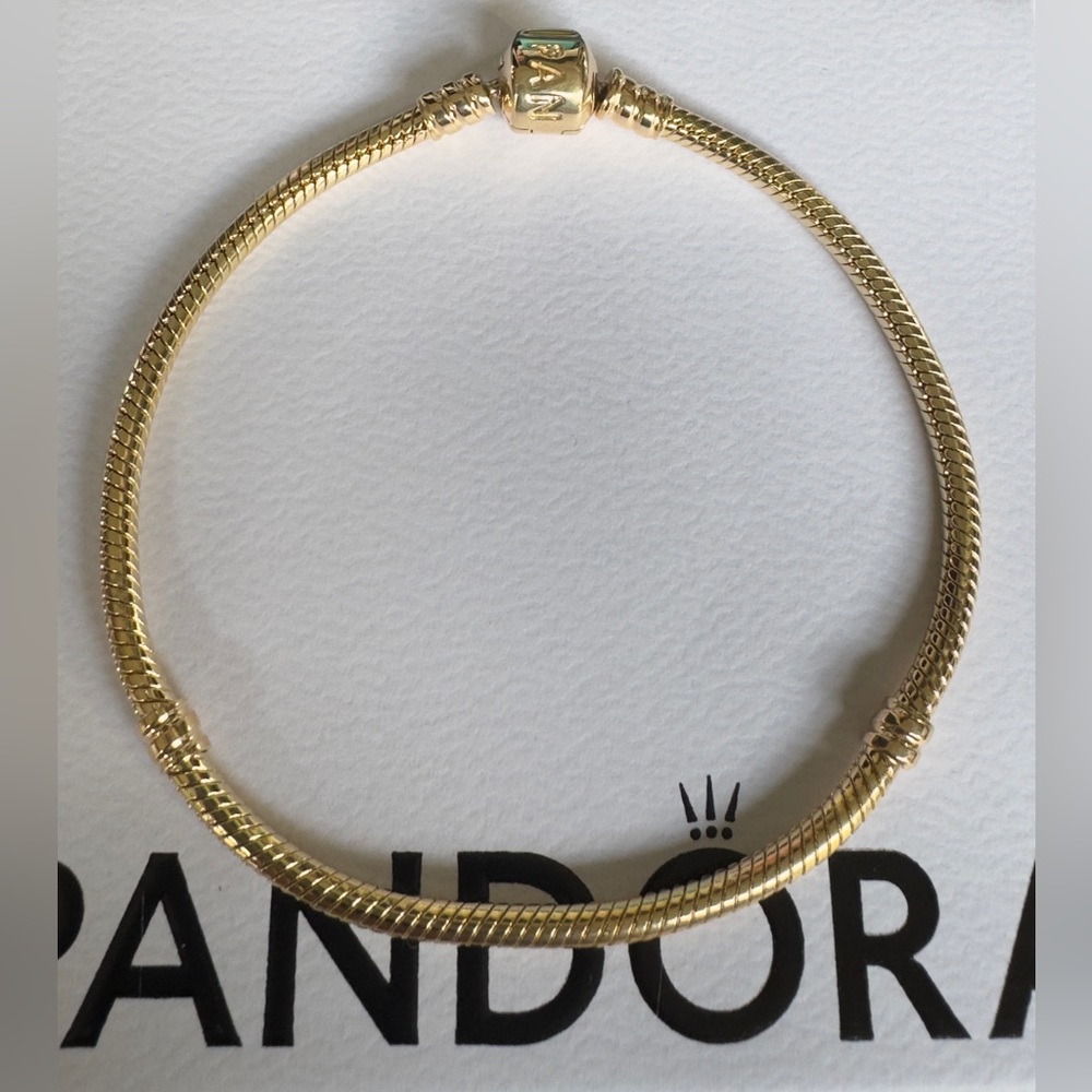 100% Authentic PANDORA Moments Snake  Bracelet 14k Yellow Gold 8.3”